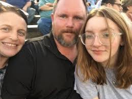 Shirley Seward's Instagram, Twitter & Facebook