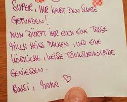 Wenn sie einen netten nachbar im haus haben, der sich bereit erklären würde, teil der schatzsuche zu werden, so könnten sie diesen in das spiel einbinden. Die Kunst Den Alltag Zu Feiern Schlechtwetter Spiel Fur Drinnen Schatzsuche Durc Schnitzeljagd Kinder Schnitzeljagd Kindergeburtstag Schatzsuche Kinder