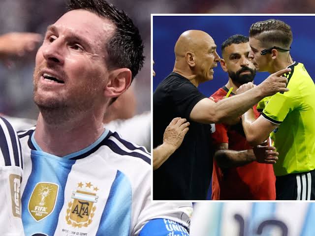 World Cup scandal as referee breaks silence to explain the shocking VAR  error that benefited Argentina | MARCA