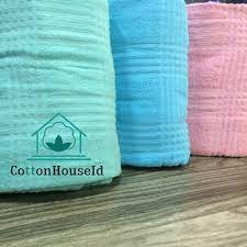 Ragam pilihan selimut ⭐ biru ⭐ putih ⭐ bayi ⭐ karakter ⭐ selimut bulu merupakan selimut yang pemrukaanya terdiri serat microfiber yang sangat lembut selimut dengan karakteristik mirip handuk ini banyak diminati karena adanya motif 3d yang mana. Selimut Handuk Honey Shopee Indonesia