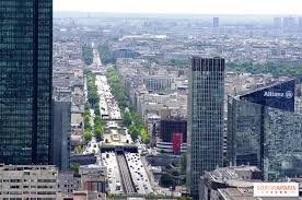 Some restaurants and bars are shifting their business models to match the current demand for shelter in place eating experiences. La Defense Grande Arche Rooftop An Unobstructed View Over Paris Sortiraparis Com