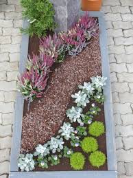 Bildergebnis Fur Mustergraber Fur Allerheiligen Allerheiligen Bildergebnis Fur Gartenge Bildergebnis Fur Mustergra Zen Garden Garden Art Sculptures Plants