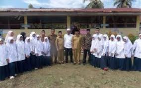 Sekolah menengah umum tingkat pertama (smp) darussa'adah didirikan pada tahun 1984 dan sekolah menengah umum tingkat atas (sma) mendapat izin. Aceh Timur Laduni Id