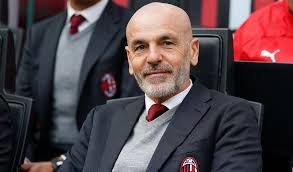 Milan)‏ أو الميلان فقط، هو نادي كرة قدم إيطالي احترافي، تأسس بتاريخ 16 ديسمبر 1899 بمدينة ميلانو. Ù…Ø¯Ø±Ø¨ Ù…ÙŠÙ„Ø§Ù† ÙŠØªØ¹Ø§ÙÙ‰ Ù…Ù† ÙƒÙˆØ±ÙˆÙ†Ø§ Ø§Ù„Ù…ÙŠØ§Ø¯ÙŠÙ†