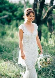 Anna Campbell Coco Fit And Flare Embellished Used Wedding Dress On Sale 40 Off Embellished Wedding Dress V Neck Wedding Dress Wedding Dress Photography