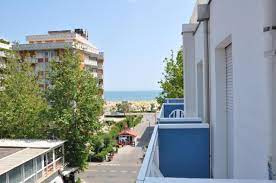 Read more than 100 reviews and choose a room don't put off booking hotel diamond at the last minute. Hotel Diamond Rimini Updated 2021 Prices