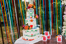 Bis dahin kann's ja noch ein wenig wärmer werden: Midsommar Folklore Hochzeit Im Eigenen Garten Hochzeitsblog The Little Wedding Corner