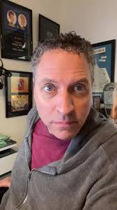 Understanding the Difference Between Essays and Stories: A Clear Explanation