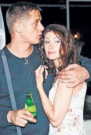 Анастасия макеева — начала петь с самого раннего детства в ансамбле «гармония». Anastasiya Makeeva Ostavila Predydushie Romany I Teper Gotovitsya K Svadbe Ekspress Gazeta