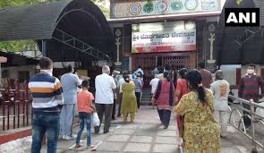 Aug 24, 2021 · then you go to the temple entrance (one of the sides), unlock the door, and complete the parkour run inside (but be very careful, cause if you die, you go back to the start and need a new key.) completing the temple run will give you the amethyst crystal. Unlock 1 0 Effect Bangla Sahib Gurudwara To Kalkaji Temple Religious Places Re Open For Devotees