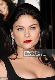 493 Lyn Brown Photos & High Res Pictures