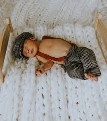 But babies have their own biological clock. Newborn Photos How To Get The Best And Avoid The Worst Mint Arrow