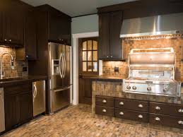 By nature, home kitchens have always been a slower and more intimate version of a restaurant. Top 10 Professional Grade Kitchens Hgtv