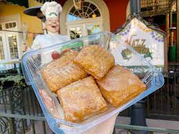 Jazz kitchen downtown disney luxury top 10 best table service restaurants in disneyland. Review New Snickerdoodle Glazed Beignets At Ralph Brennan S Jazz Kitchen In Downtown Disney District Wdw News Today