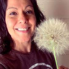 Adrianne Oconnor's Instagram, Twitter & Facebook