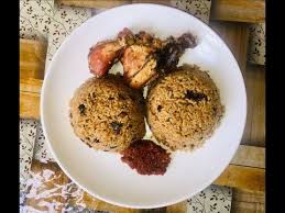 Riz Au Soumara Soumbala Accompagne D Une Sauce Tomate Youtube Food Bagel Breakfast