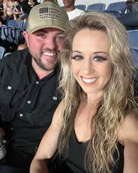 Kristin Ferrill(@krisrene) • Instagram 사진 및 동영상