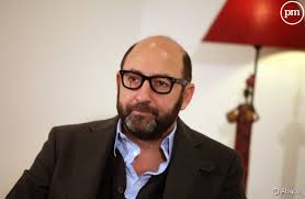 Très vite la piste du fugitif s'arrête. Xavier Dupont De Ligonnes Kad Merad Heros D Un Telefilm Inspire De L Affaire Pour Tf1 Puremedias