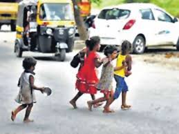 Action will be taken against the families of children for begging at the  intersections | स्वतंत्रता दिवस पर अभियान: चौराहों पर बालकों के भिक्षावृत्ति  करने पर परिजनों के खिलाफ ...