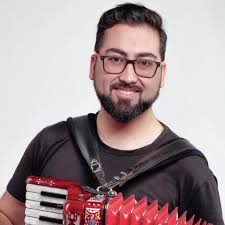 Adam Bustios (@adamdelasuerte) · Valparaíso, Chile · Instagram photos and  videos