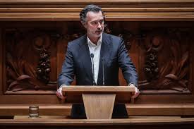 Iniciativa liberal) is a portuguese political party led by joão cotrim de figueiredo. Iniciativa Liberal Assume Que O Partido Tem De Estar Preparado Para Eleicoes Antecipadas Iniciativa Liberal Publico