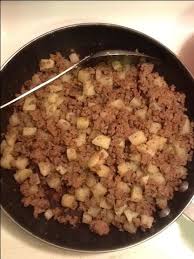 Ground Beef And Potatoes Oh So Simple Recipe Food Com Recipe Ground Beef And Potatoes Beef Recipes Easy Recipes