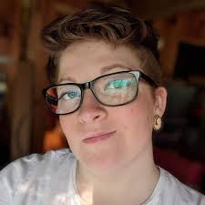 Georgia Slack's Instagram, Twitter & Facebook