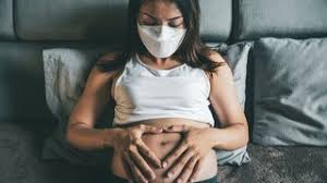 Baby And Tissues On Board Tips For Managing Pregnancy Rhinitis Your Pregnancy Matters Ut Southwestern Medical Center