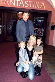 Discover charlotte ella gottová music videos, chart explore the related singers collaborated with charlotte ella gottová. Ce Mhnwc Dc2rm