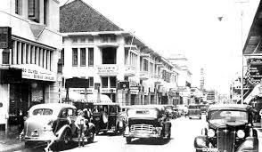 Etimologi asal usul nama kajang. Jalan Braga Bandung Sejarah Asal Usul Penamannya Pagguci