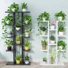 Prateleira De Flores Em Casa De Varios Andares Espaco Interno Suporte De Flor De Ferro Forj In 2020 Blumen Regal Blumenregal Krautergarten Drinnen