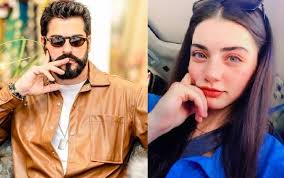 Timeless trio goals with celebrities