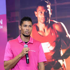 Twice world silver medallist conseslus kipruto went one better as he held off soufiane elbakkali to win 3,000m steeplechase gold and maintain kenya's stranglehold on the event. Wayde Van Niekerk Not Pain Free But He Wants To Lower His 400m World Record