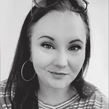 Patty Marlin's Instagram, Twitter & Facebook