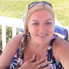 The word empath gets used a lot, but how does one define it? I like Carl  Jung's interpretation of what he calls “psychic lightning rods”. Happy  Sunday! 🩵