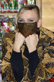 Jun 04, 2021 · robbie williams (47) trägt von nun an oben ohne! Furstin Charlene Erklart Ihre Neue Frisur