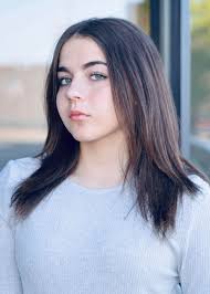 She had magic in her eyes Even the stars envied. ~perry poetry