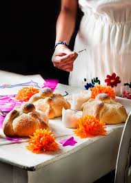 Pan De Muerto Mexicano Como Hacer Pan De Muerto Casero Receta Pan De Muerto Pan De Dulce Pan