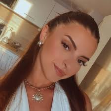 𝐋𝐀𝐔𝐑𝐀 𝐂𝐄𝐑𝐃𝐀 🌞✨ (@small.lr) • Instagram photos and videos