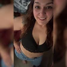 Christine Warnick's Instagram, Twitter & Facebook