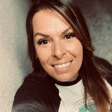 Jane Phifer's Instagram, Twitter & Facebook