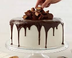 Try These Simple Designs On Your Cake To Make It Look As Good As It Tastes