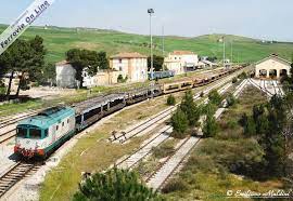 Save time and get going by booking your train from foggia to potenza on omio. Ferrovie It Linea Foggia Potenza Al Via Le Procedure Di Gara Per L Elettrificazione