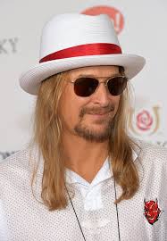 Pin On Celebrities Wearing Hats