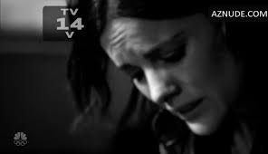 Jaimie Alexander Sexy hot scene in Blindspot - UPSKIRT.TV