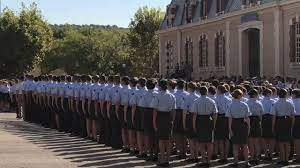 Le recensement militaire des jeunes français, garçons et filles, doit intervenir entre le jour de leurs 16 ans et le dernier jour du 3e mois qui suit celui de l'anniversaire. Lycee Militaire D Aix En Provence 2eme Compagnie Youtube