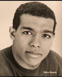 Mike Beach's Instagram, Twitter & Facebook