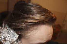 How To Lighten Hair With Hydrogen Peroxide Baking Soda How To Lighten Hair Baking Soda Hair Lightener Baking Soda For Hair
