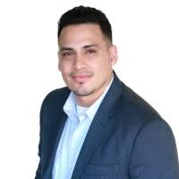 3400+ perfiles de «Tavo»