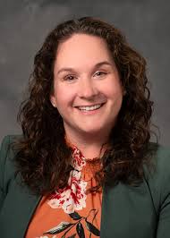 Emily Sexton's Instagram, Twitter & Facebook